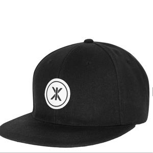 Men’s One Piece Logo Reflective Cap